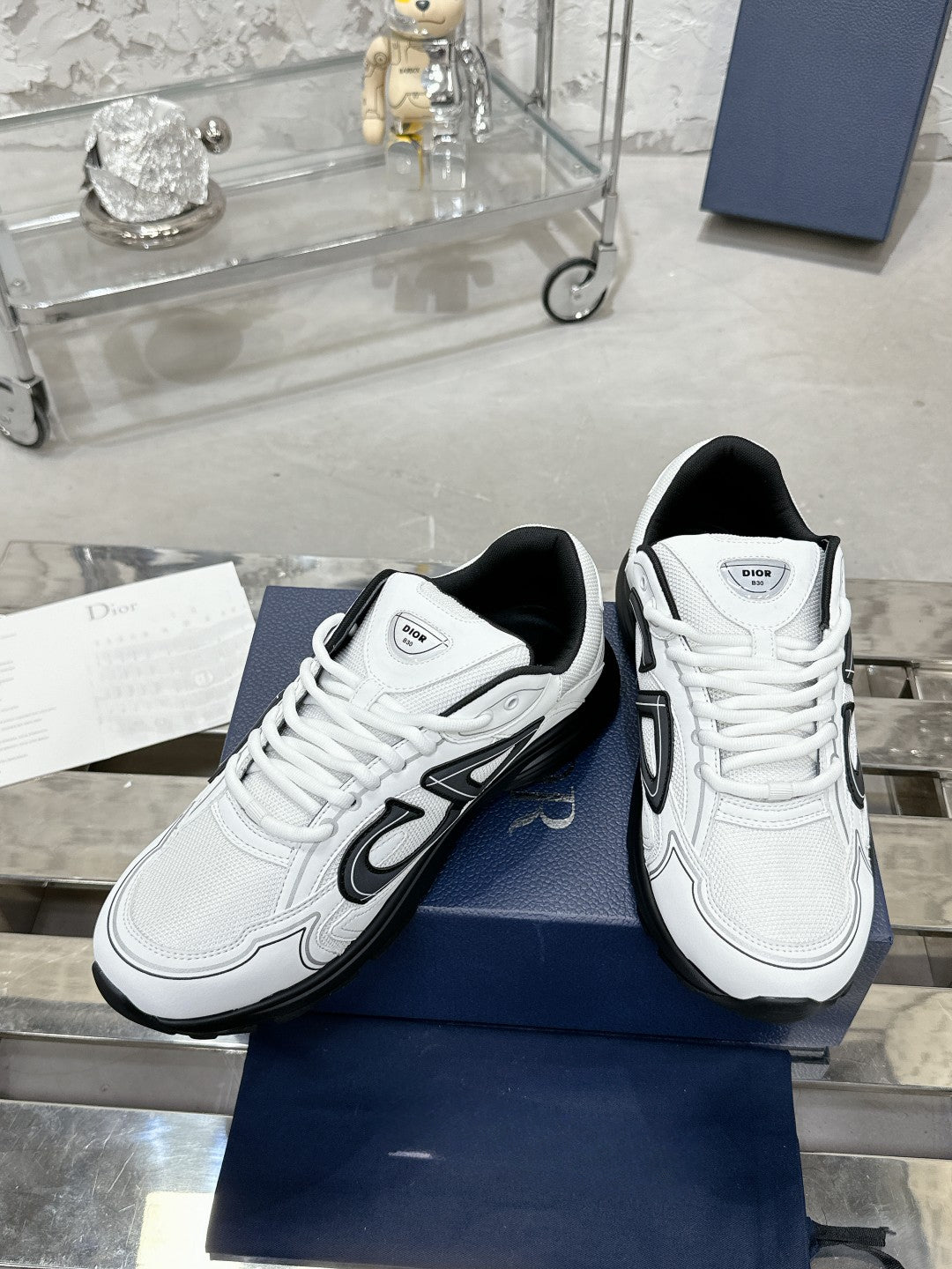 Sneakers