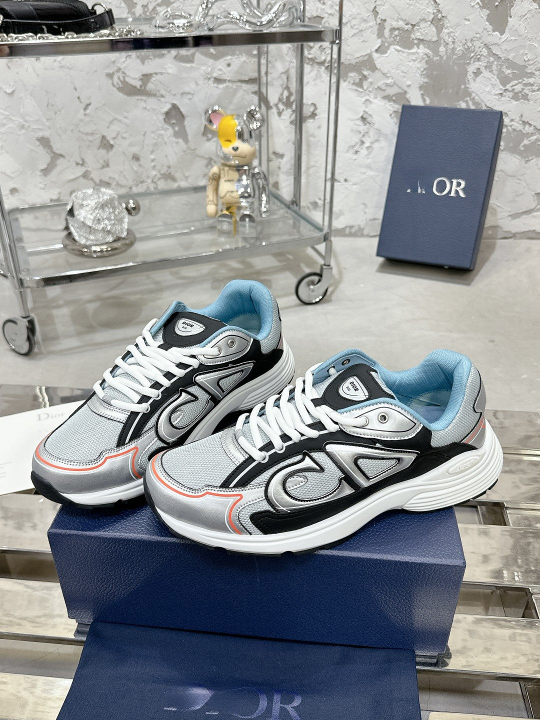 Sneakers
