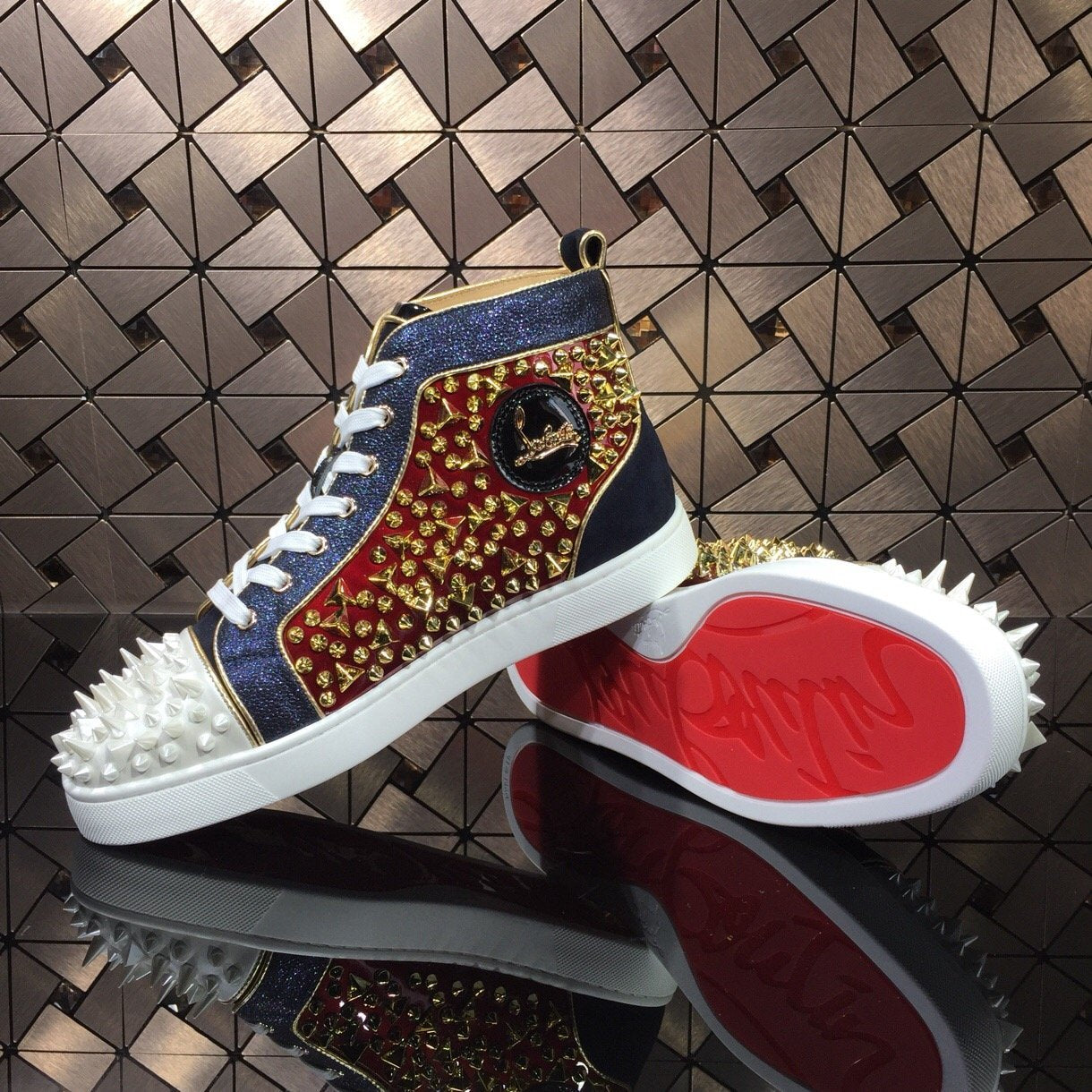 Sneakers