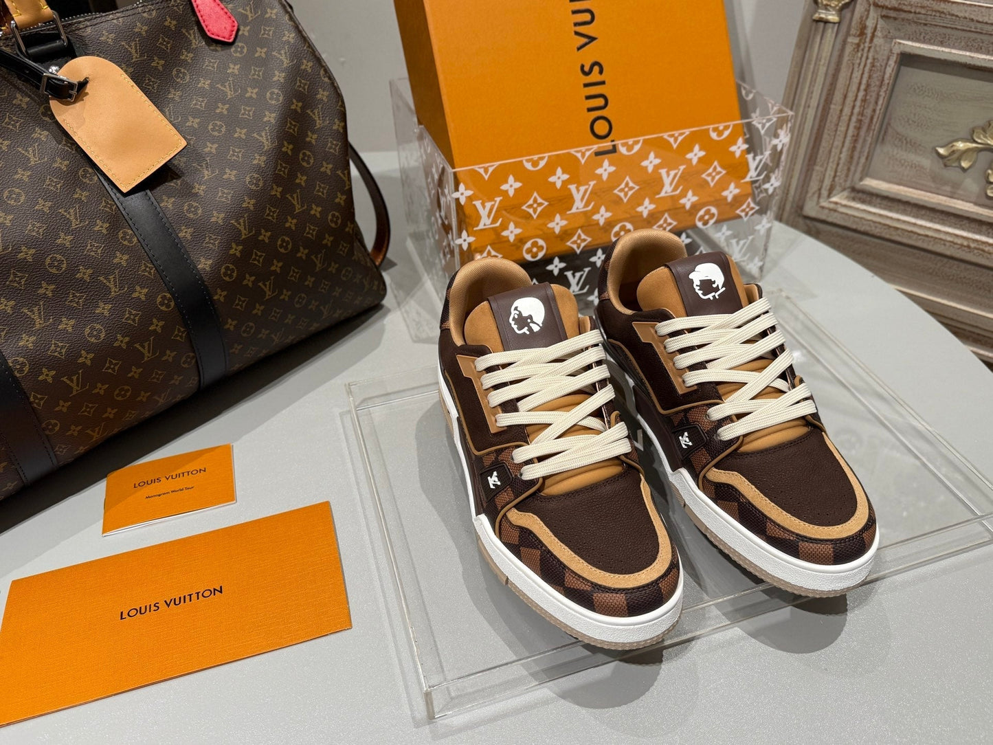 Sneakers