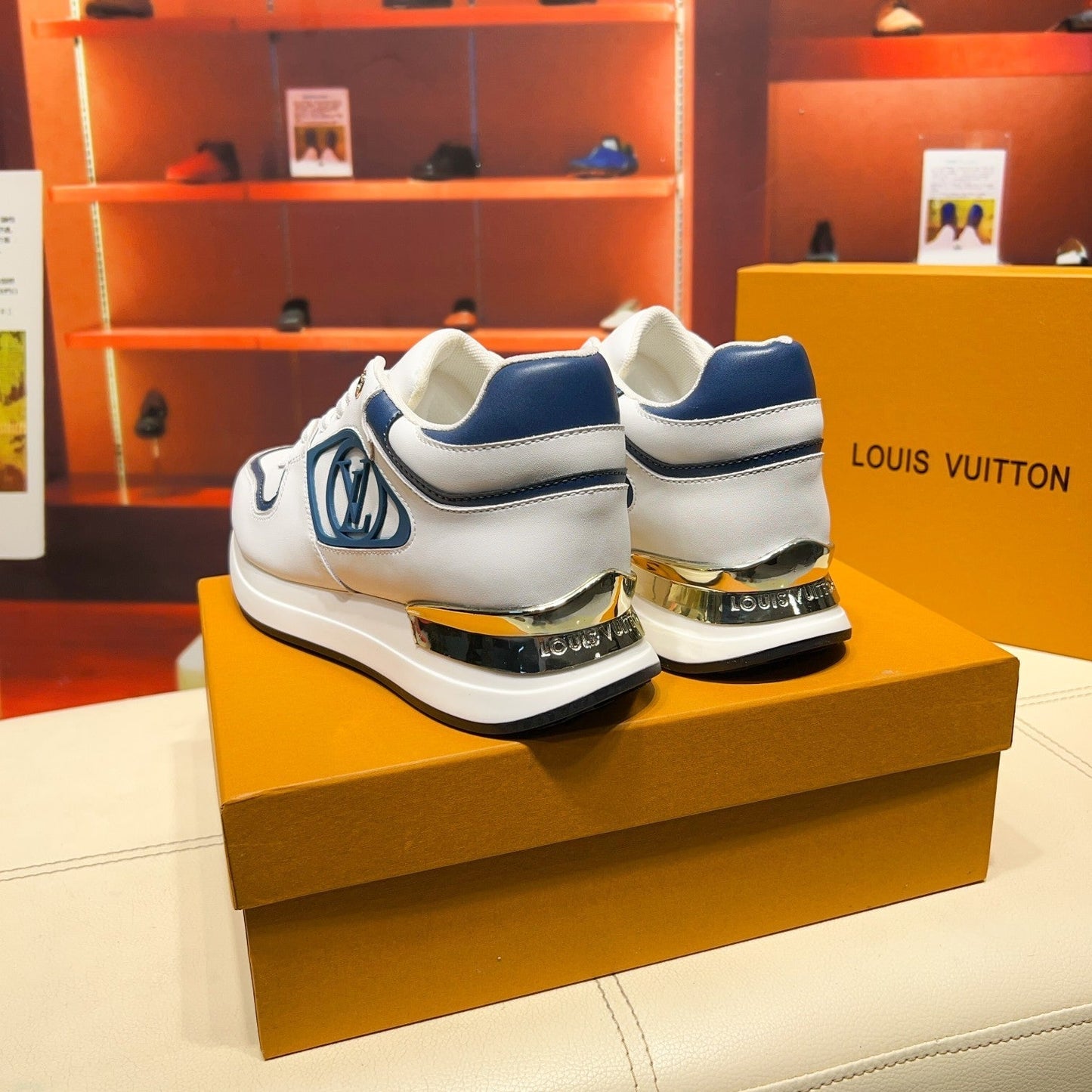Sneakers