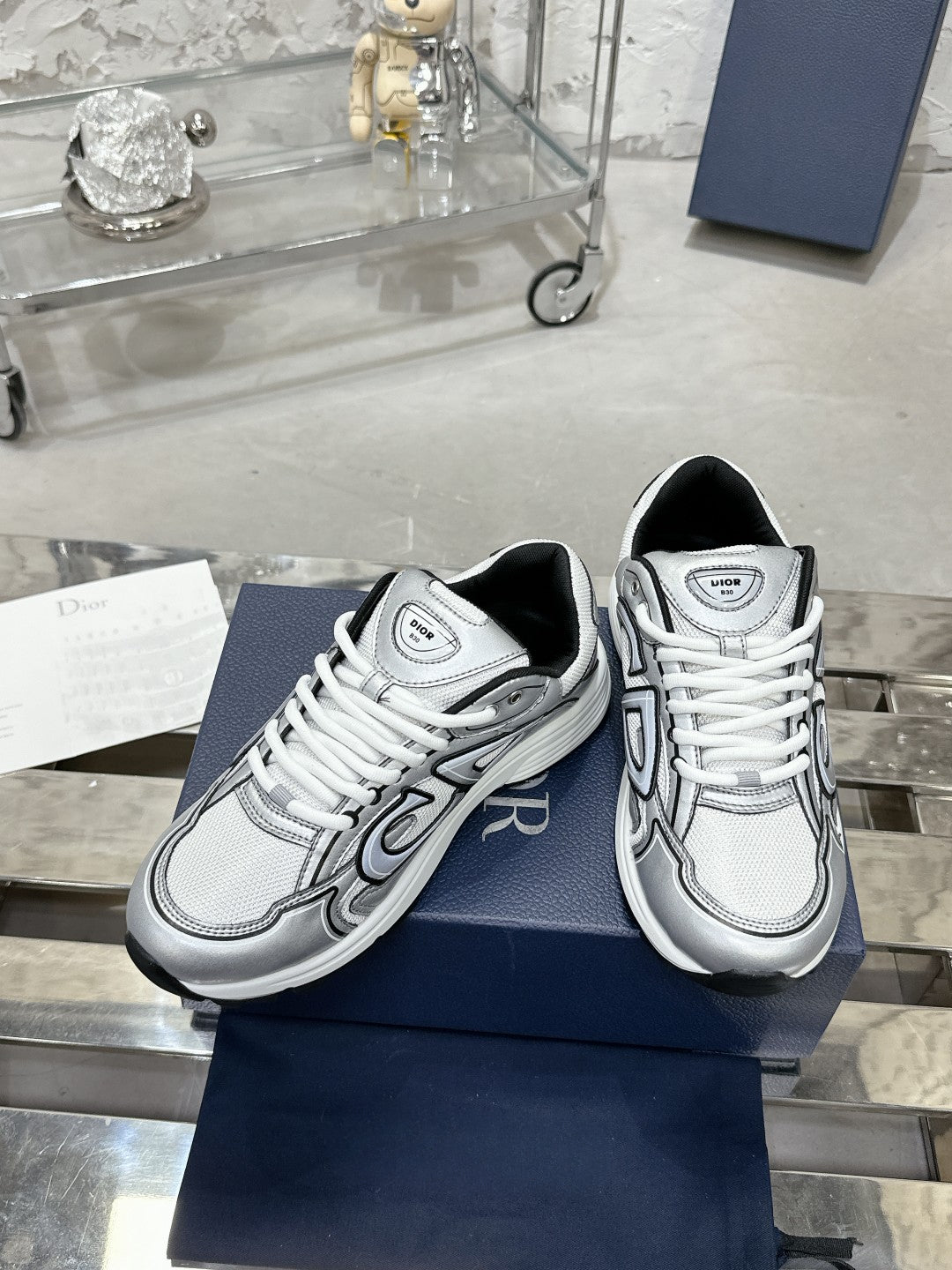 Sneakers
