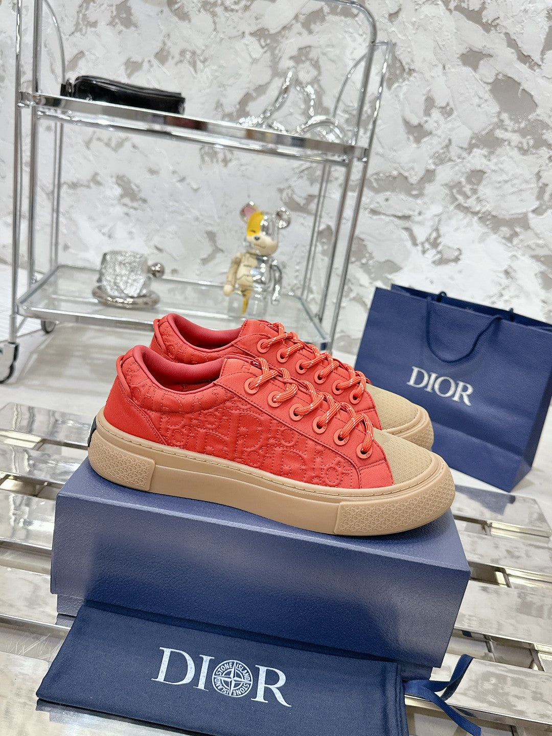 Sneakers