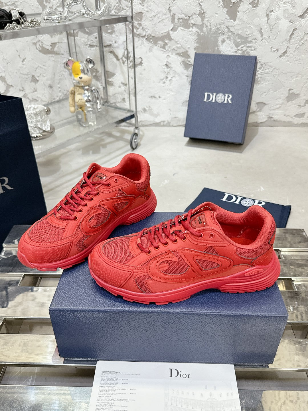 Sneakers