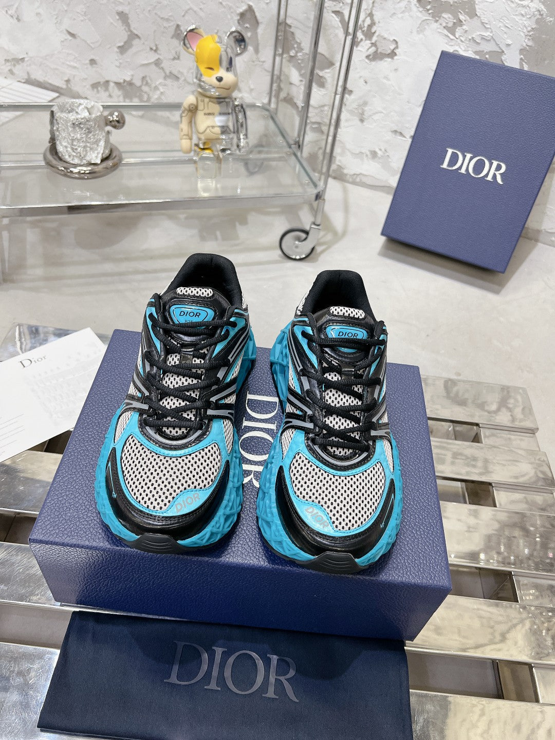 Sneakers