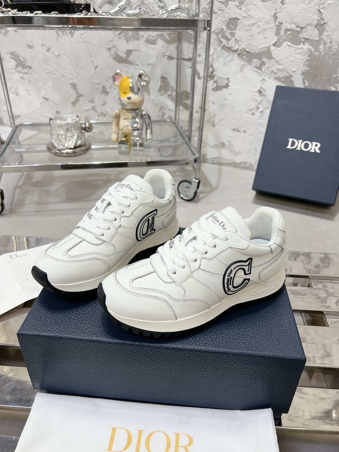 Sneakers