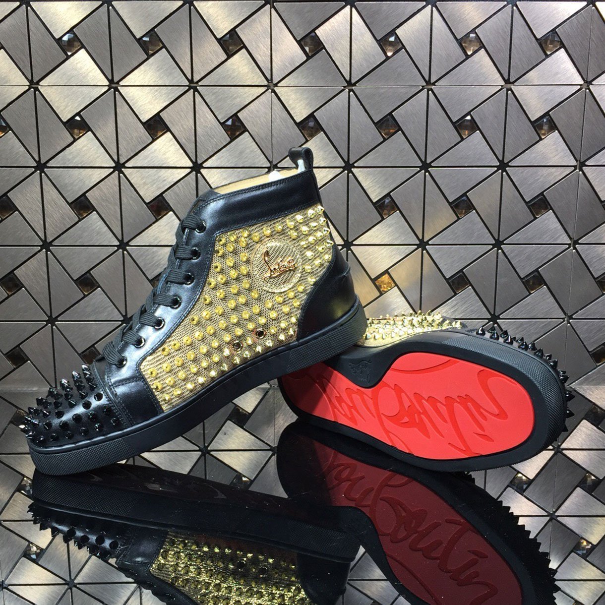 Sneakers