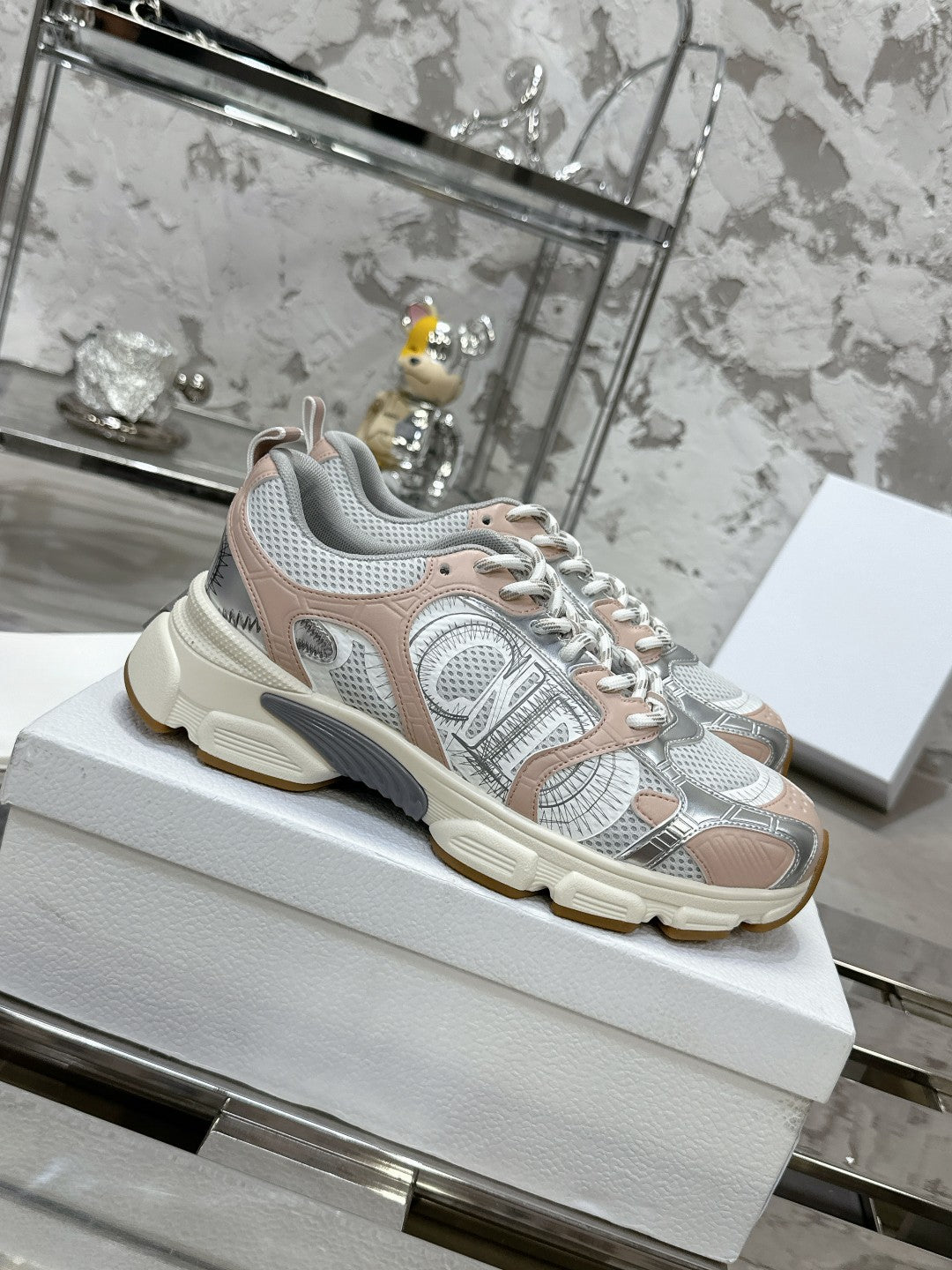 Sneakers