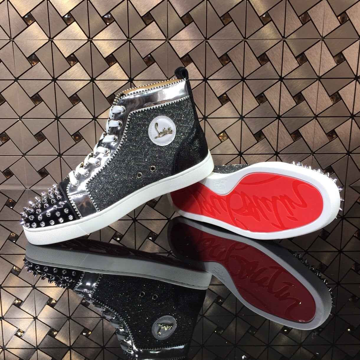 Sneakers