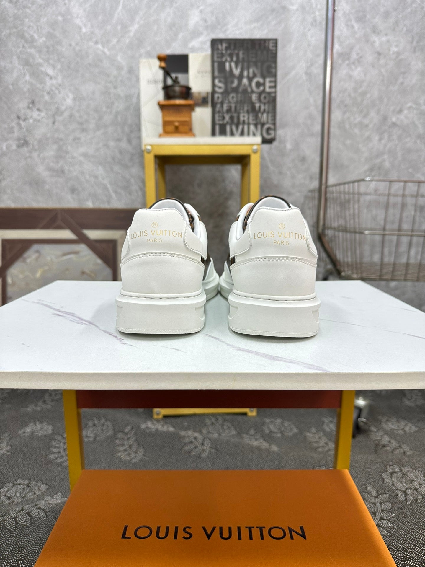 Sneakers