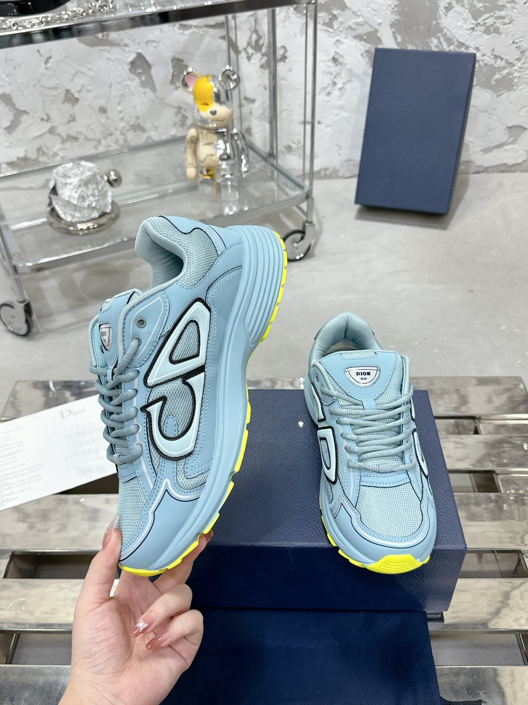 Sneakers