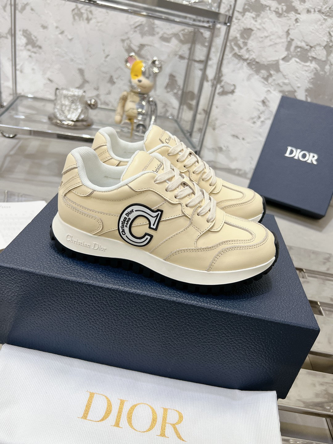 Sneakers