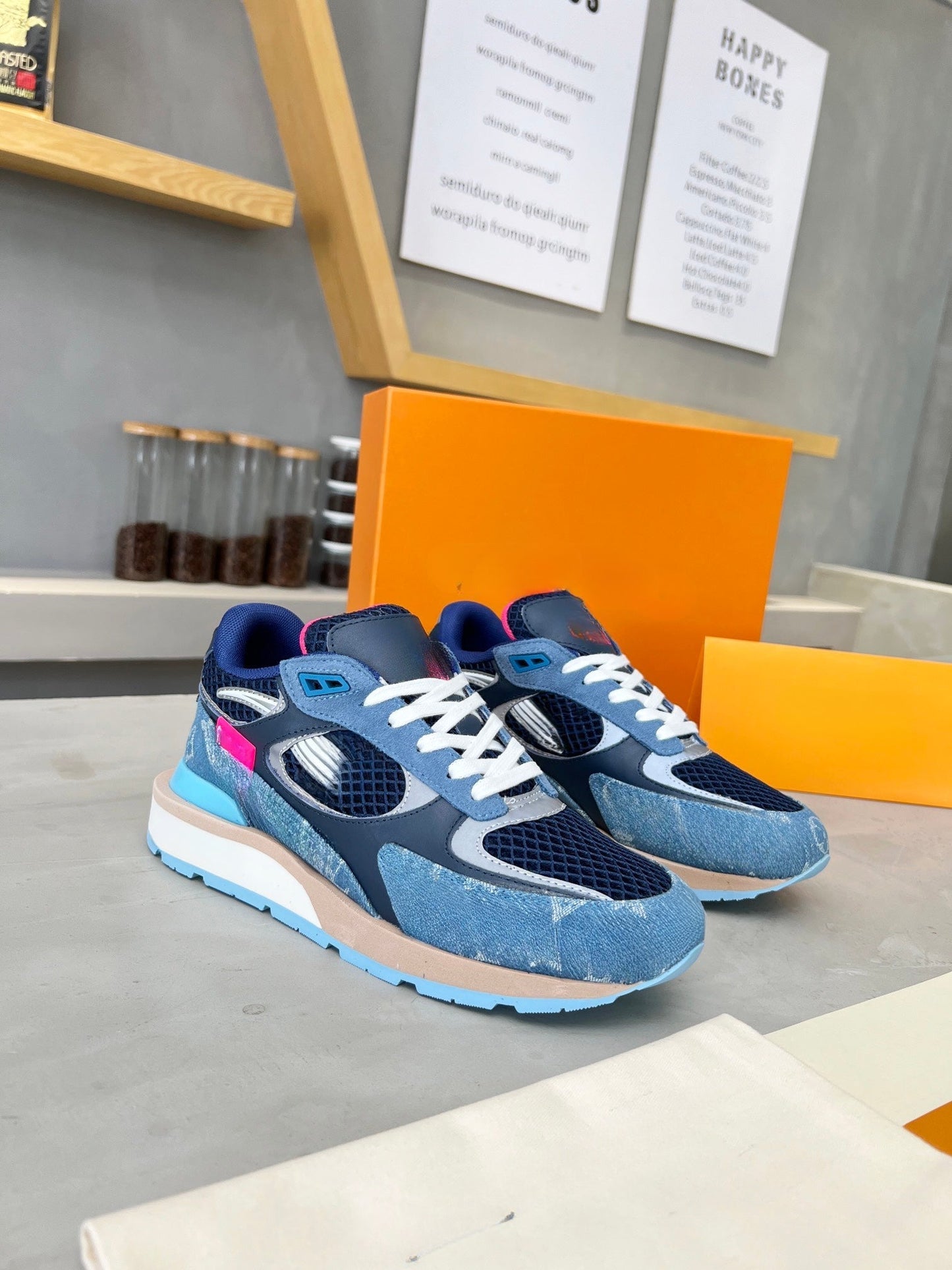 Sneakers