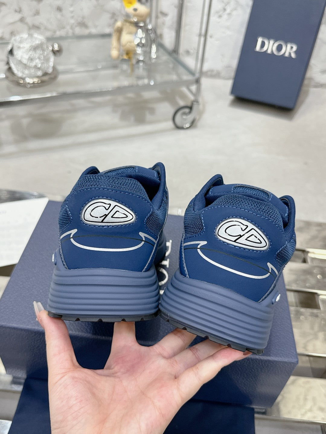 Sneakers