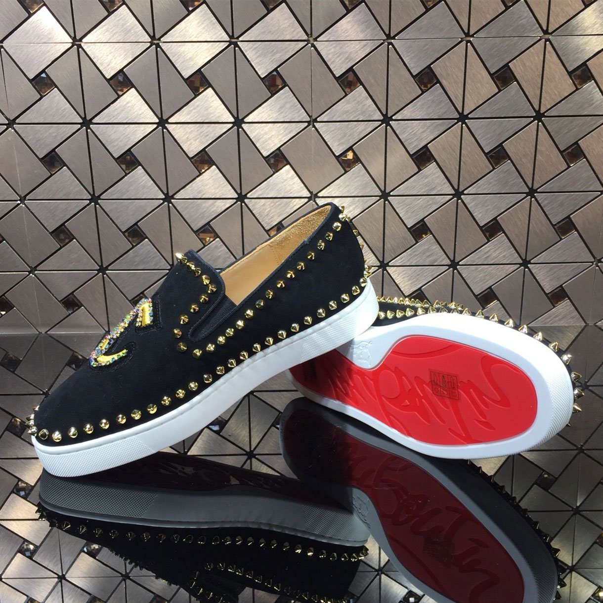 Sneakers