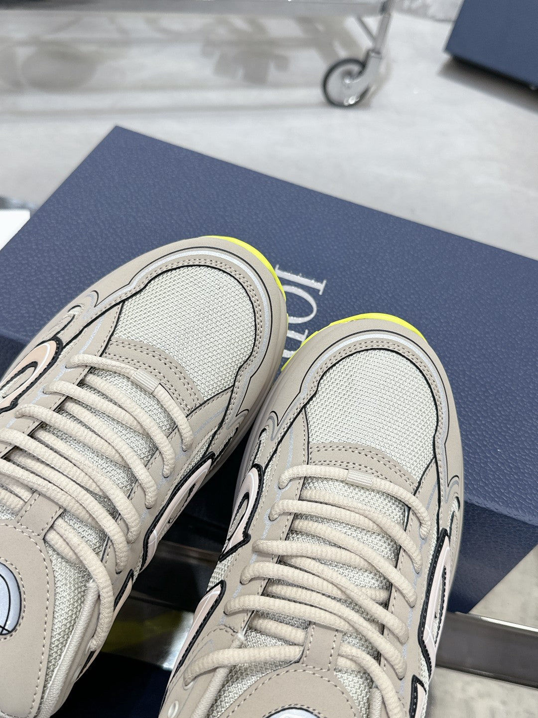 Sneakers