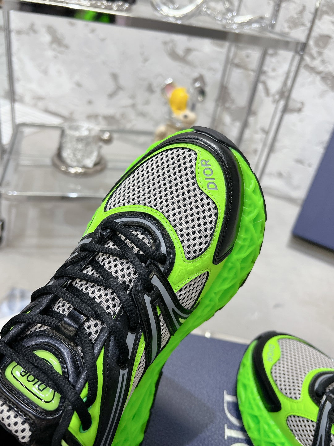 Sneakers