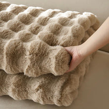 Luxe Fluffy Blanket - Emmey | Luxury Throw Blanket
