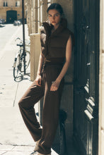 Accolade Straight Leg Sweatpant - Espresso