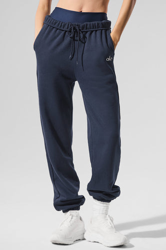 Accolade Sweatpant - Navy
