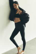 7/8 High-Waist Airlift Legging - Black