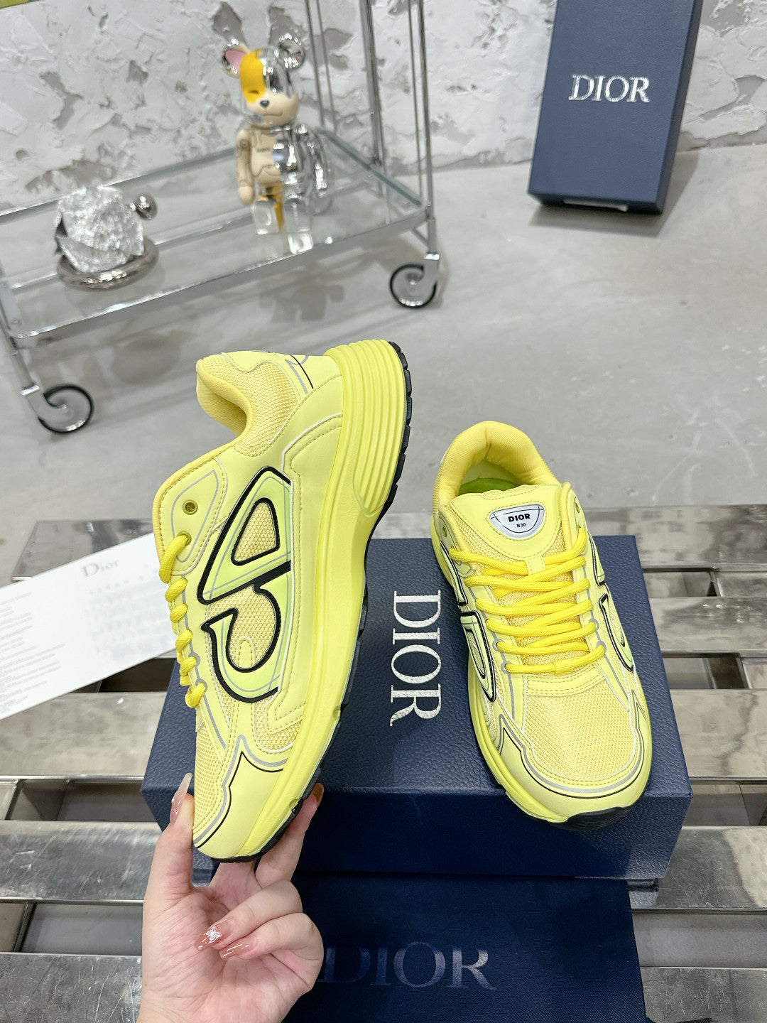 Sneakers