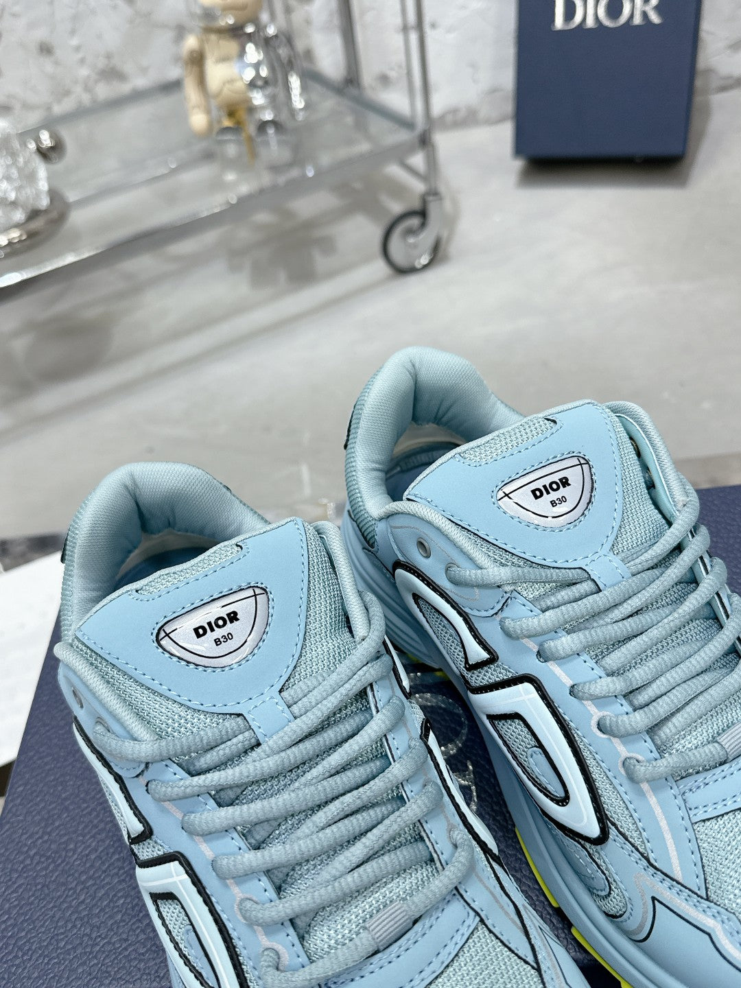 Sneakers