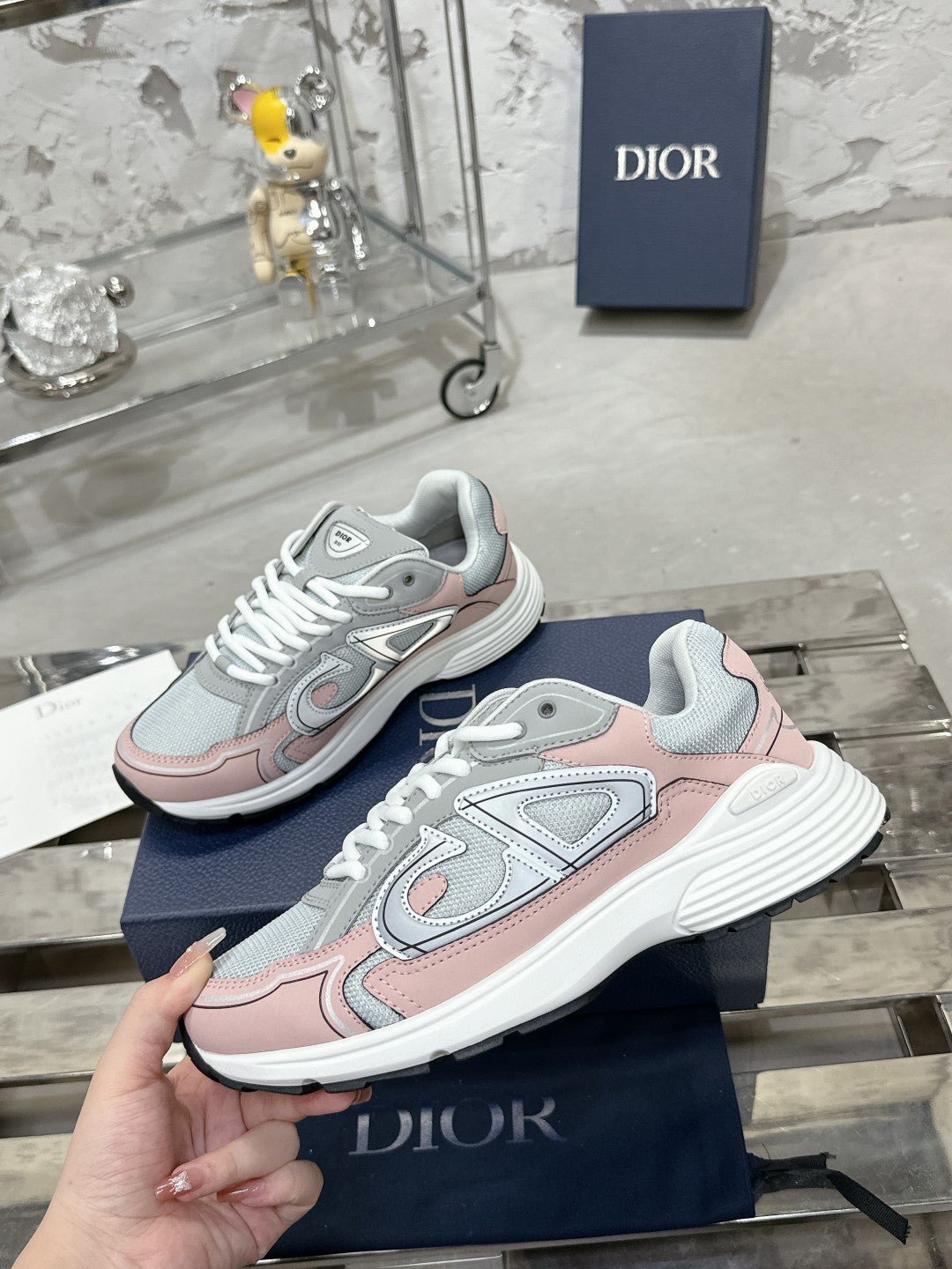 Sneakers