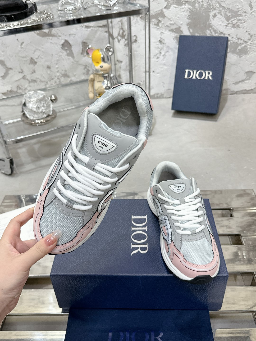 Sneakers