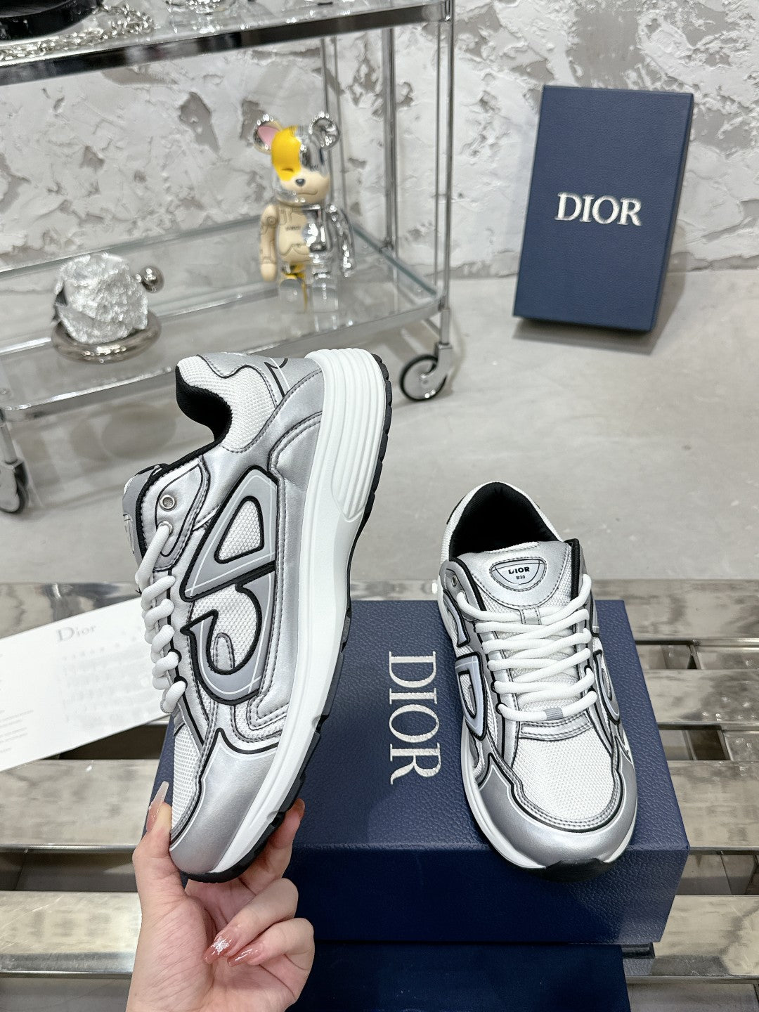 Sneakers