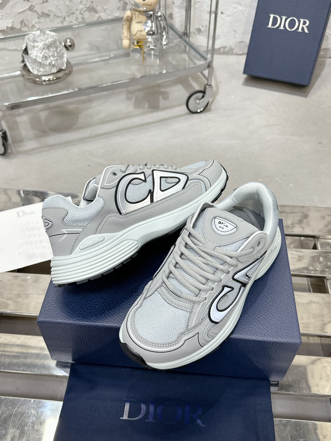 Sneakers