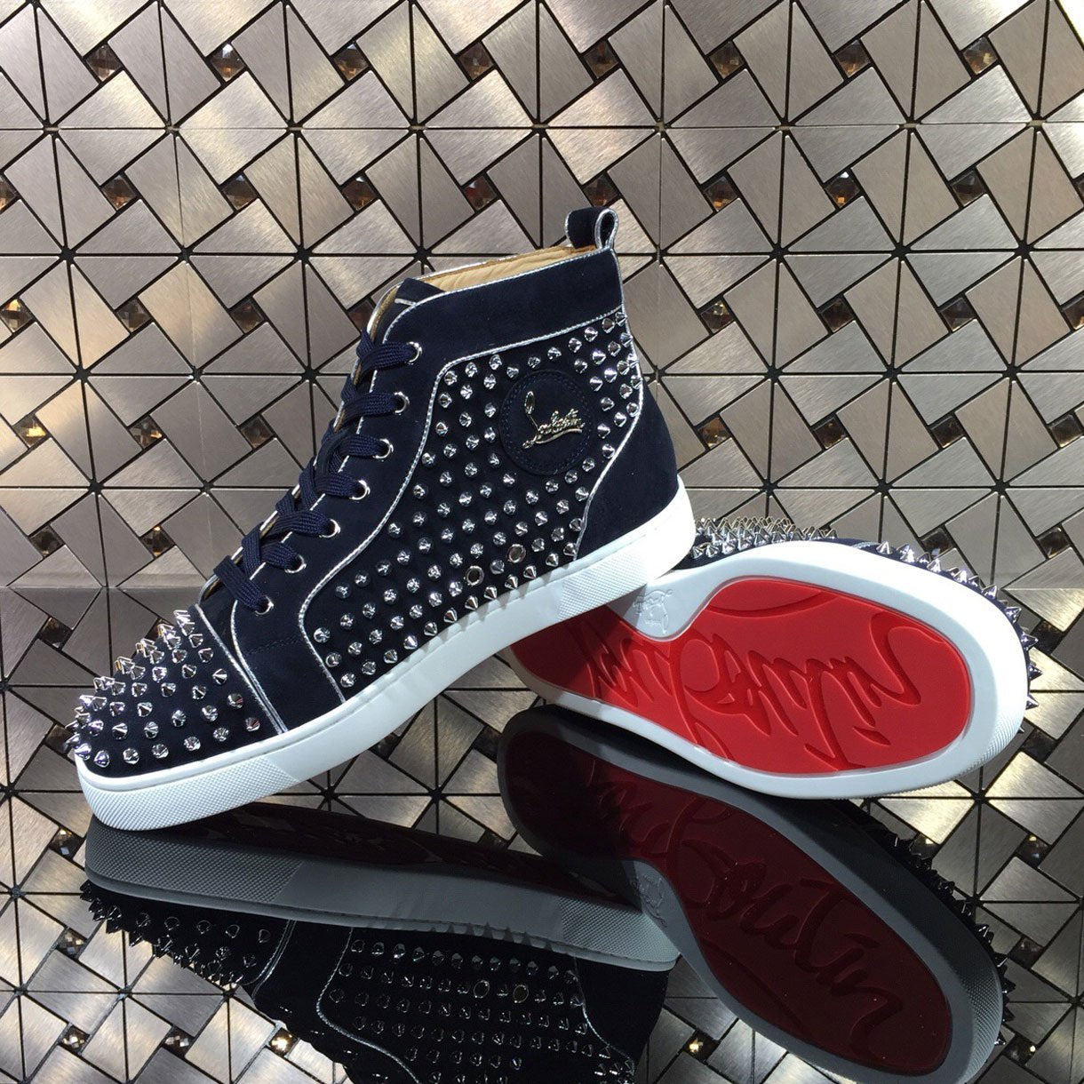 Sneakers