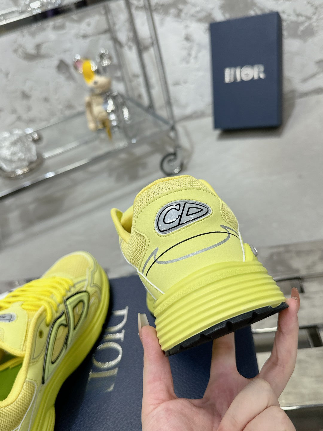 Sneakers
