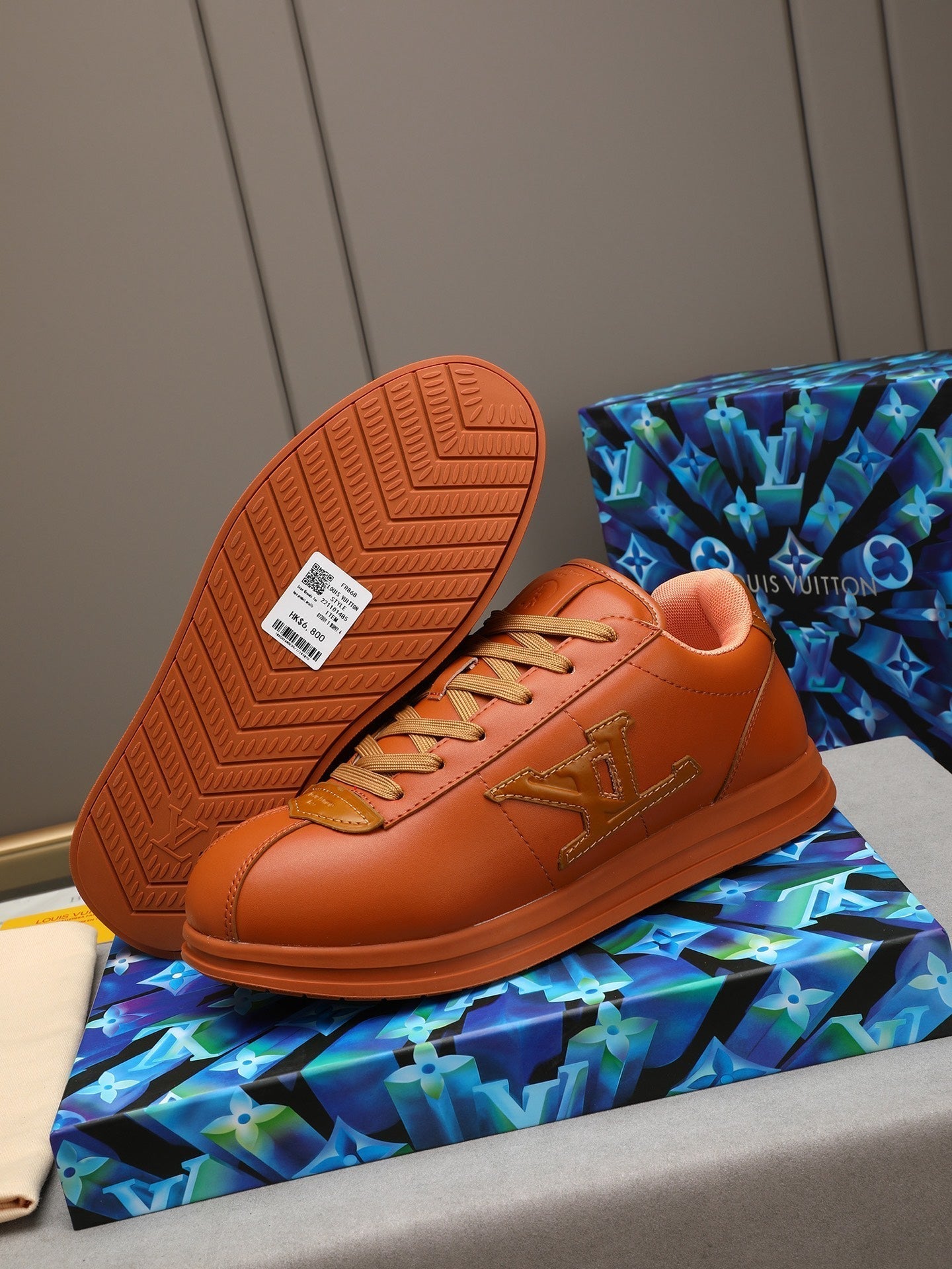 Sneakers