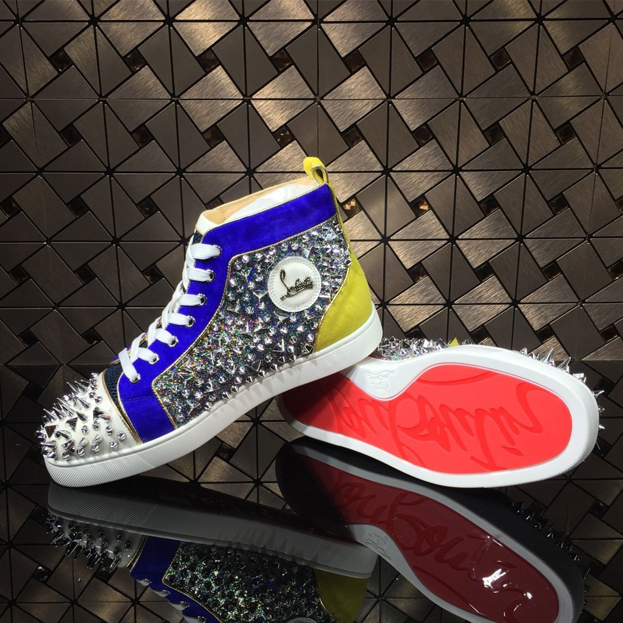 Sneakers