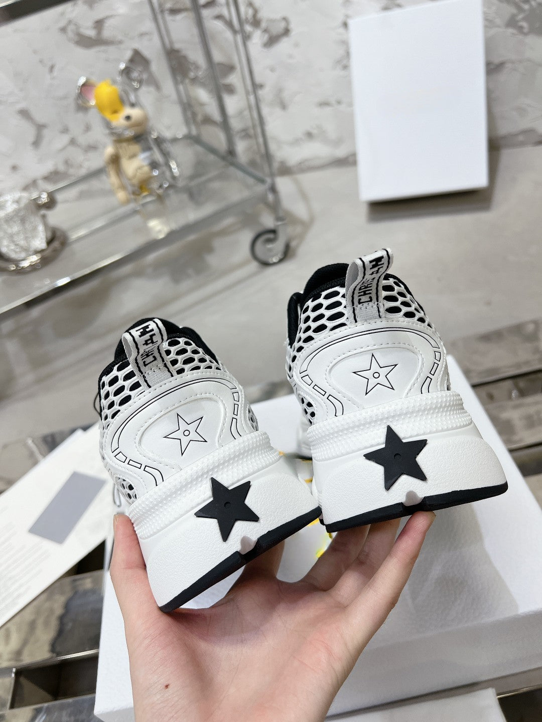 Sneakers