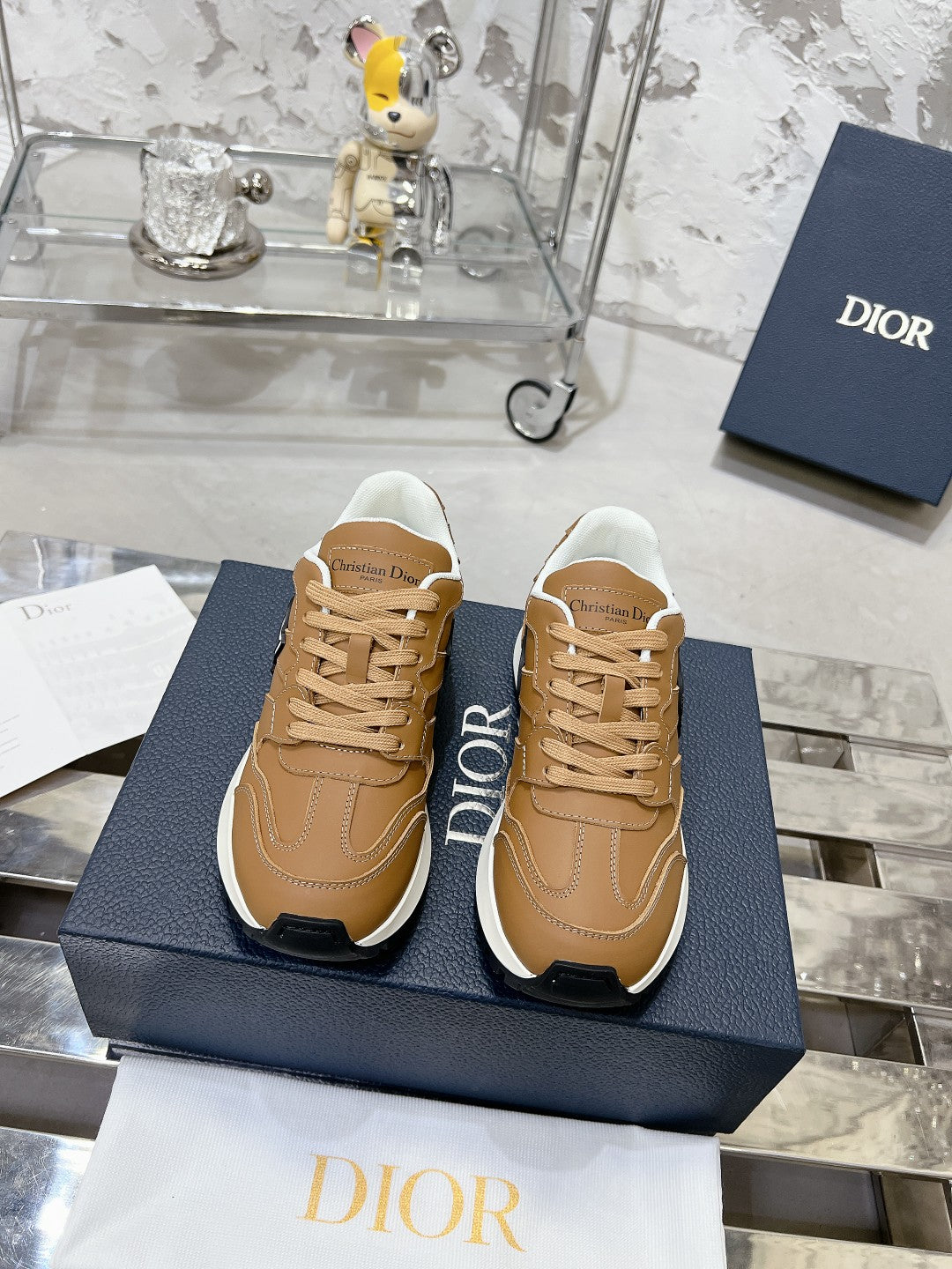 Sneakers