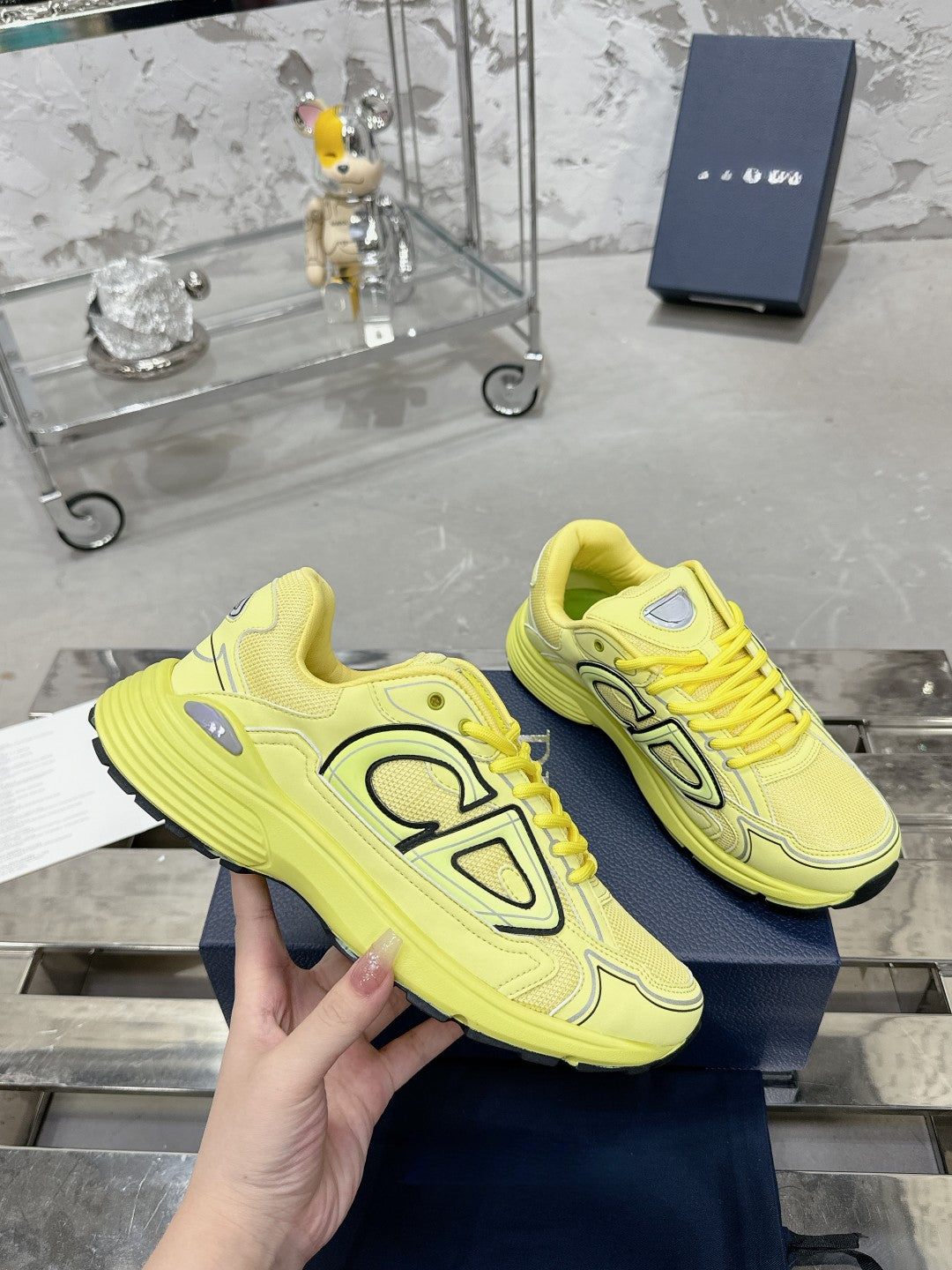 Sneakers