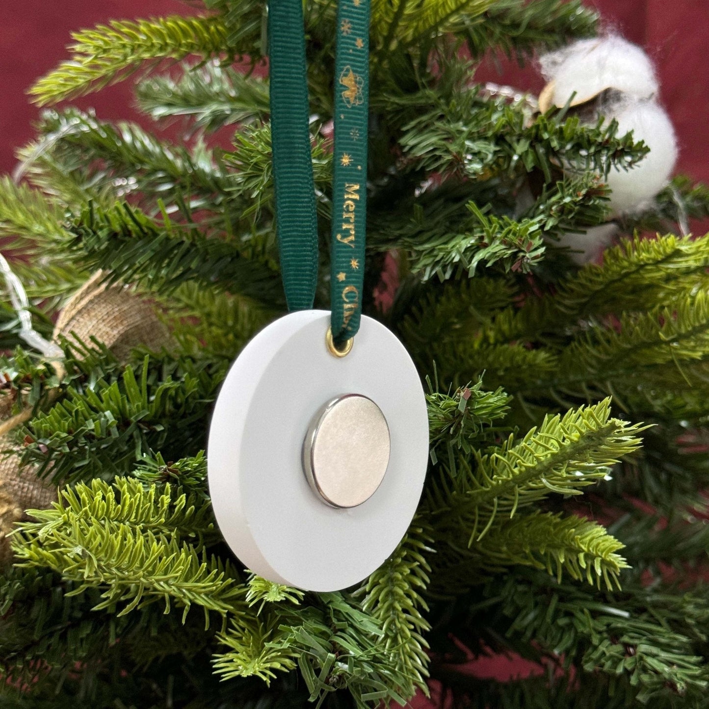 Magnetic Christmas Ornament Adapter for Pet Fridge Magnets