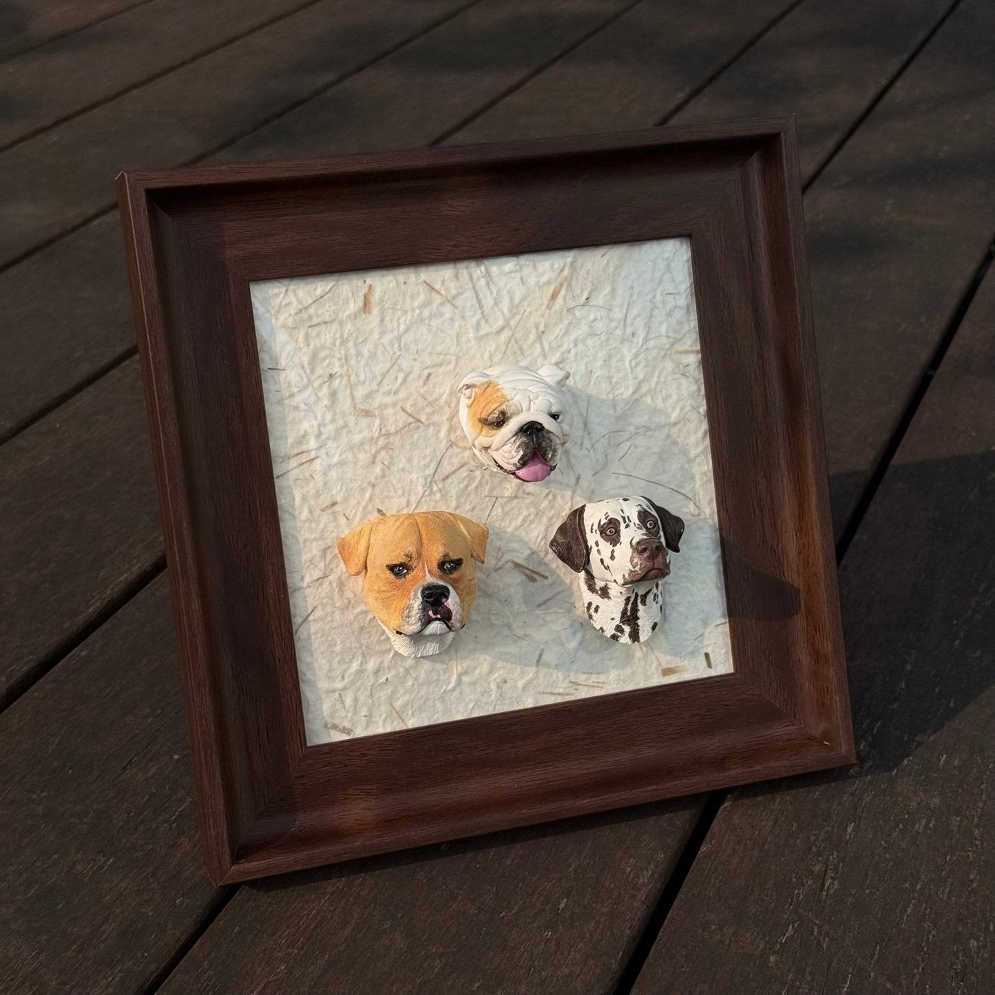 Magnetic Wood Pet Figurine Display Frame (*Pet Figurine is NOT included)