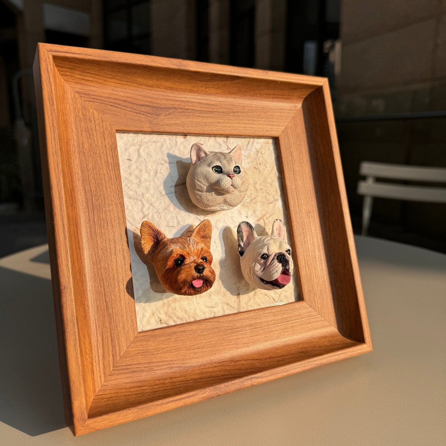 Magnetic Wood Pet Figurine Display Frame (*Pet Figurine is NOT included)